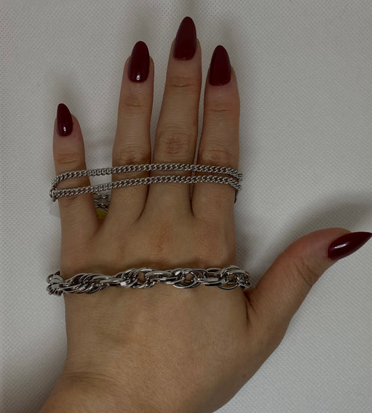 #7 Exclusive Chain
